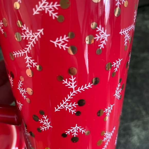 David’s Tea coffee tea mug cup with lid Christmas gold and white Holly design - Picture 4 of 6